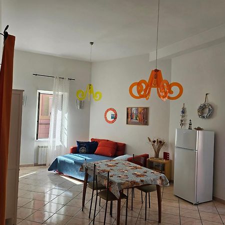 Casa Atena, Spaziosa, Romantica Con Idromassaggio Privato Варацце Екстер'єр фото