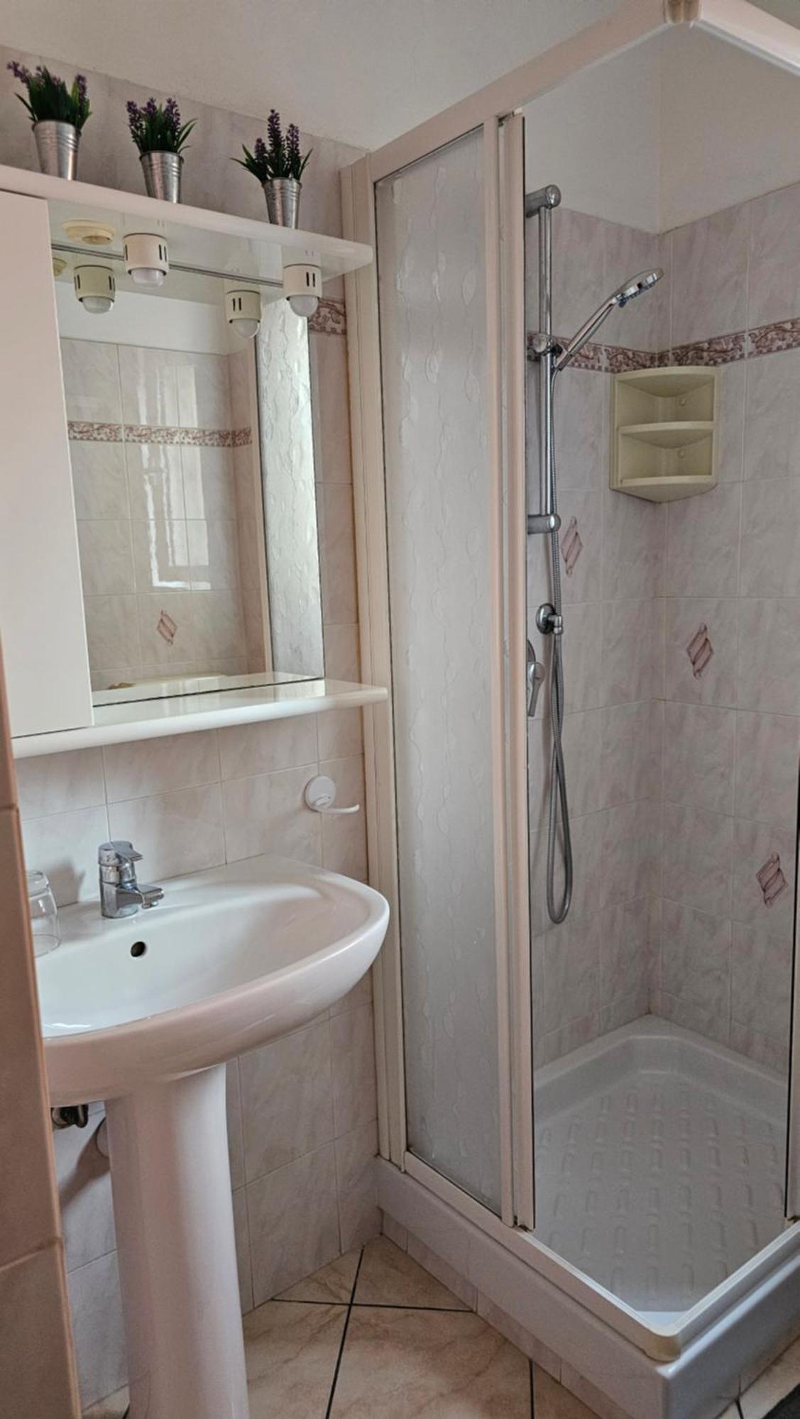Casa Atena, Spaziosa, Romantica Con Idromassaggio Privato Варацце Екстер'єр фото