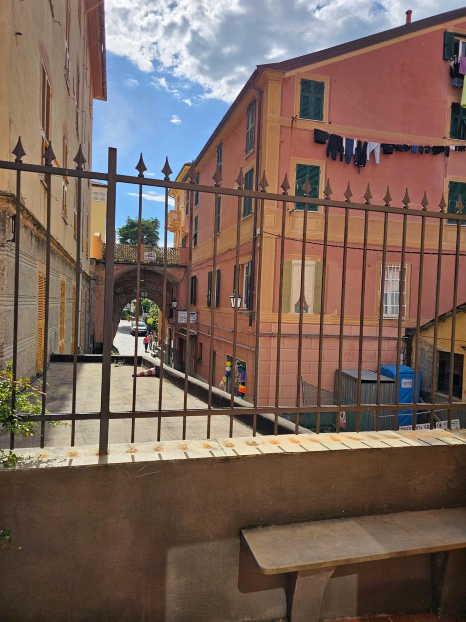 Casa Atena, Spaziosa, Romantica Con Idromassaggio Privato Варацце Екстер'єр фото